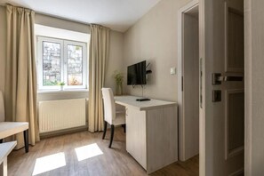 Comfort-huone, kaupunkinäköala | Ilmainen Wi-Fi