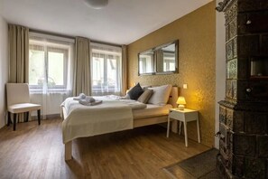 Comfort kamer, uitzicht op de stad | Geluiddichte muren, gratis wifi
