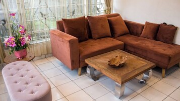 Vila superluxo, sacada | Área de estar