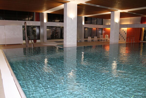 Piscine couverte, piscine chauffée