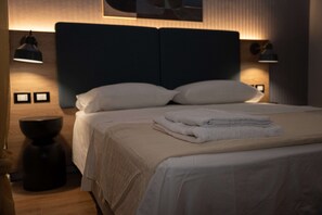 1 bedroom, WiFi, bed sheets - Aurooms - ☀️ "Yellow Room - Bright comfort a stone's throw from the sea" (Cinisi)