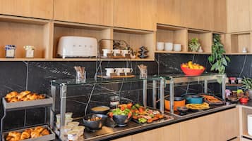 Desayuno buffet incluido todos los días