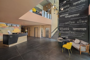 Reception - Viale Boutique Hotel Villány (Villány)