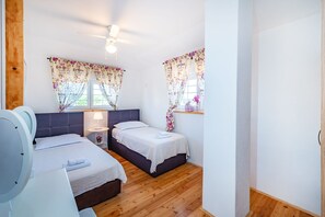 6 habitaciones, cunas gratuitas y ropa de cama 