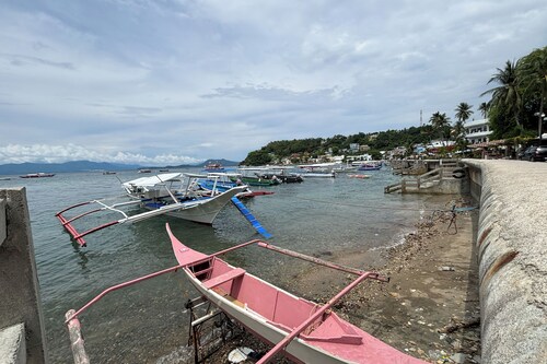 Pink Ocean Diving Resort Sabang Puerto Galera