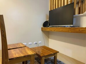 Rum - 1 sovrum - utsikt mot trädgården | Restauranger