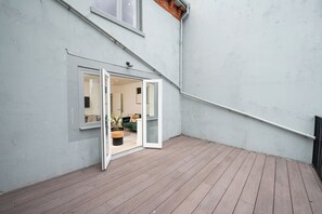Design Apartment | Terrace/patio - VESTO Brighton (Brighton)