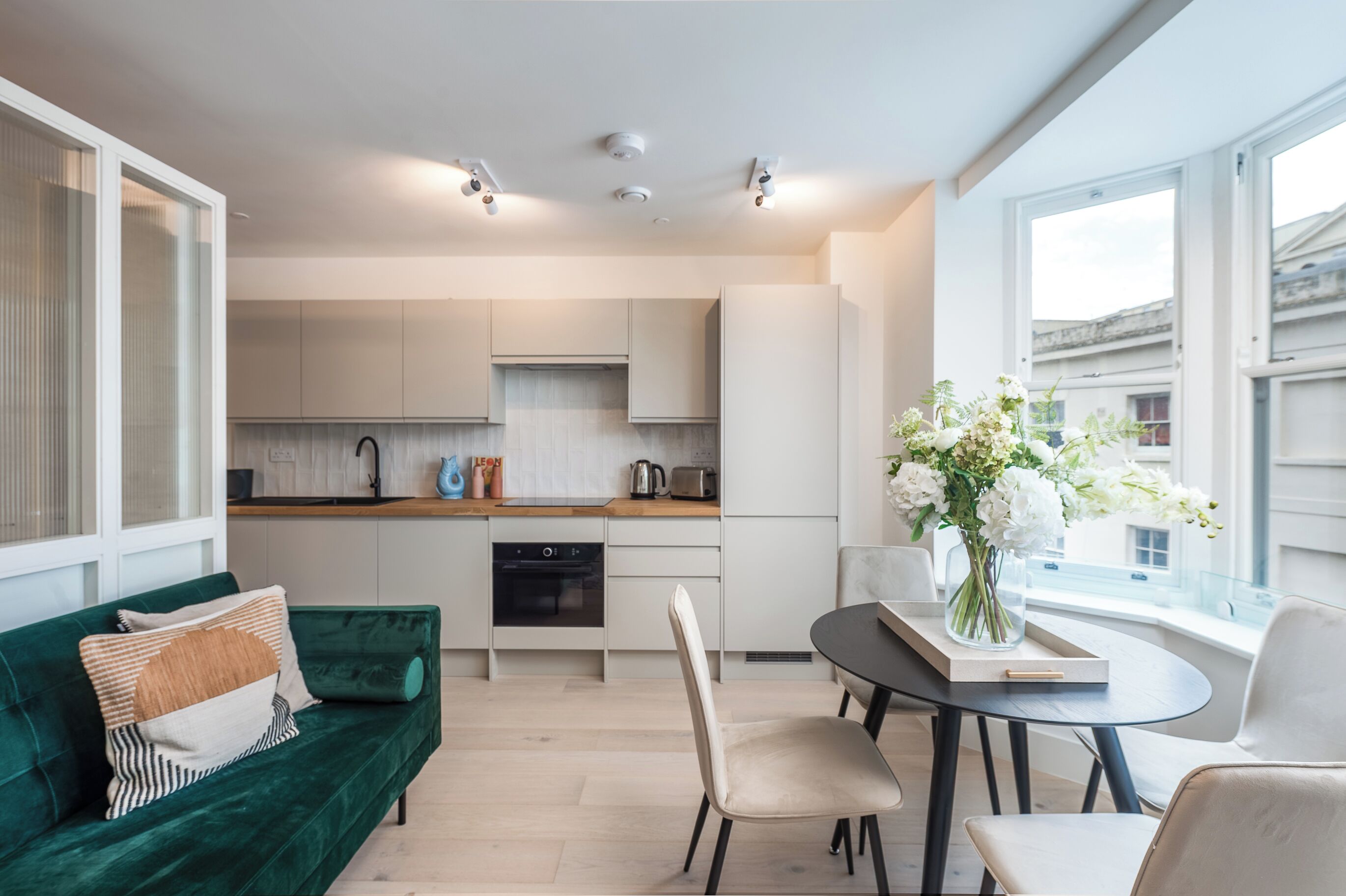 Exclusive Apartment | Living area