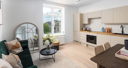 VESTO Brighton