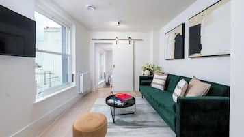 Classic Apartment | Living area