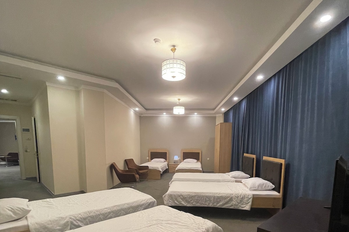 Quadruple Room, Balcony, City View | WiFi (free)