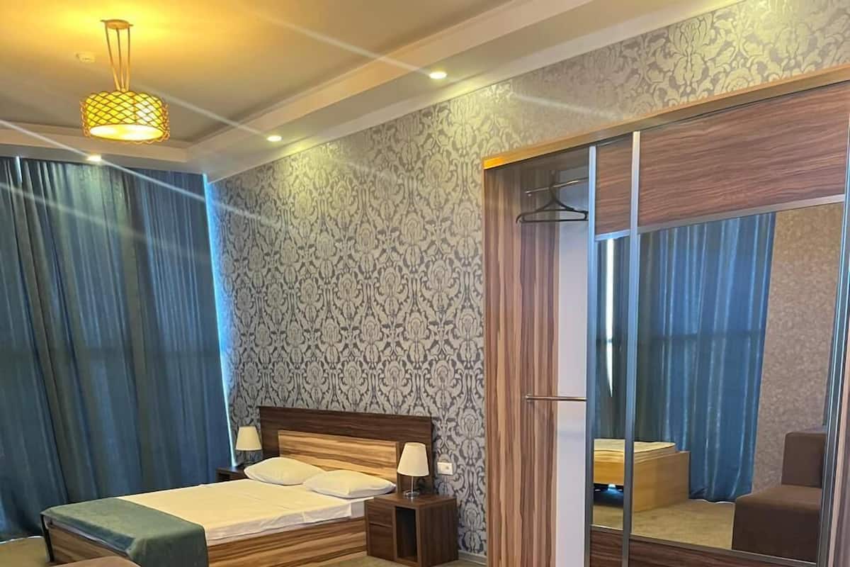 Deluxe Suite | Free WiFi