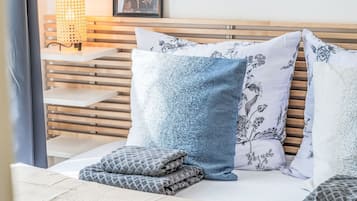 2 chambres, bureau, accĂšs Internet