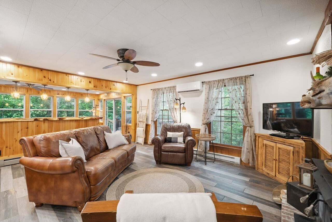 Smart-TV, Kamin, DVD-Player