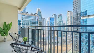 Premium Apartment, 1 Queen Bed, City View | Balcony