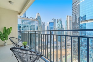 Departamento Premium, 1 cama Queen size, vista a la ciudad | Balcón