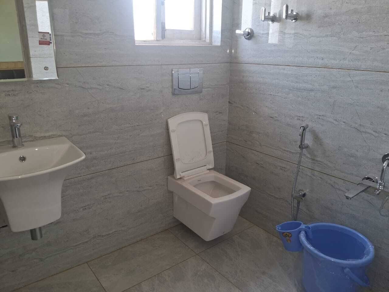 Shower, towels, soap