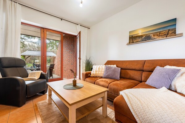 Télévision, lecteur de DVD, chaîne hi-fi