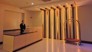 Apartment, 1 Bedroom, Balcony | Lobby