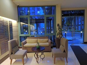 Lejlighed - 1 soveværelse - balkon | Stue
