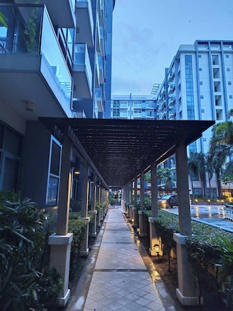 Apartment, 1 Bedroom, Balcony | Property grounds