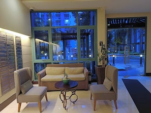 Appartement, 1 slaapkamer, balkon | Woonkamer