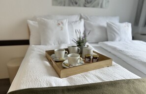 3 slaapkamers, een strijkplank/strijkijzer, wifi, beddengoed