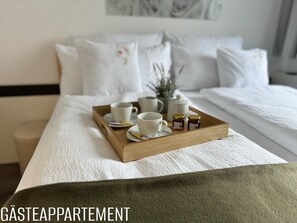 3 Schlafzimmer, Bügeleisen/Bügelbrett, WLAN, Bettwäsche