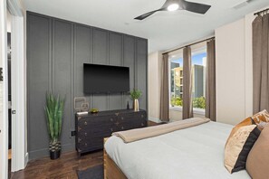 4 Schlafzimmer, Bügeleisen/Bügelbrett, Reisekinderbett, WLAN