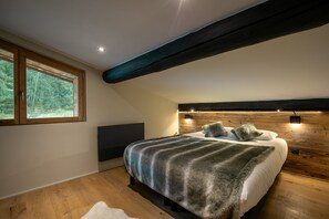 4 chambres, fer et planche à repasser, Wi-Fi gratuit, draps fournis