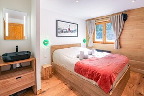 3 sovrum, strykjärn/strykbräda, gratis wi-fi och sängkläder