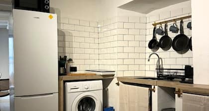 Medieval house in the heart of Calaceite... Casa Vivó is pet friendly house ....