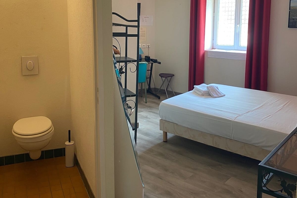 Classic Double or Twin Room, Ensuite