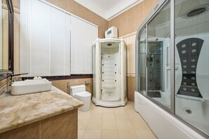 Executive-Doppel- oder -Zweibettzimmer, Gartenblick | Badezimmer
