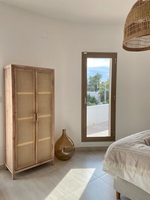 4 soverom, strykejern/-brett, wi-fi og sengetøy