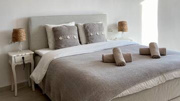 4 slaapkamers, een strijkplank/strijkijzer, wifi, beddengoed