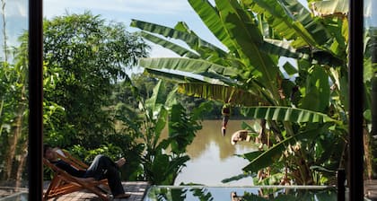 Scarlet Pavilion Homestay