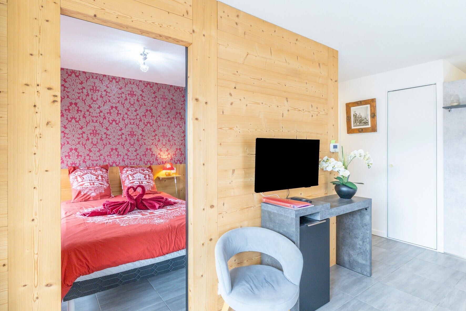 1 chambre, fer et planche à repasser, Wi-Fi, draps fournis