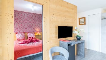 1 quarto, ferros/tábuas de passar roupa, Wi-Fi, roupa de cama