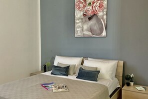 2 bedrooms, iron/ironing board