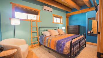 3 makuuhuonetta, silitysrauta/-lauta, vauvan matkasänky, ilmainen Wi-Fi