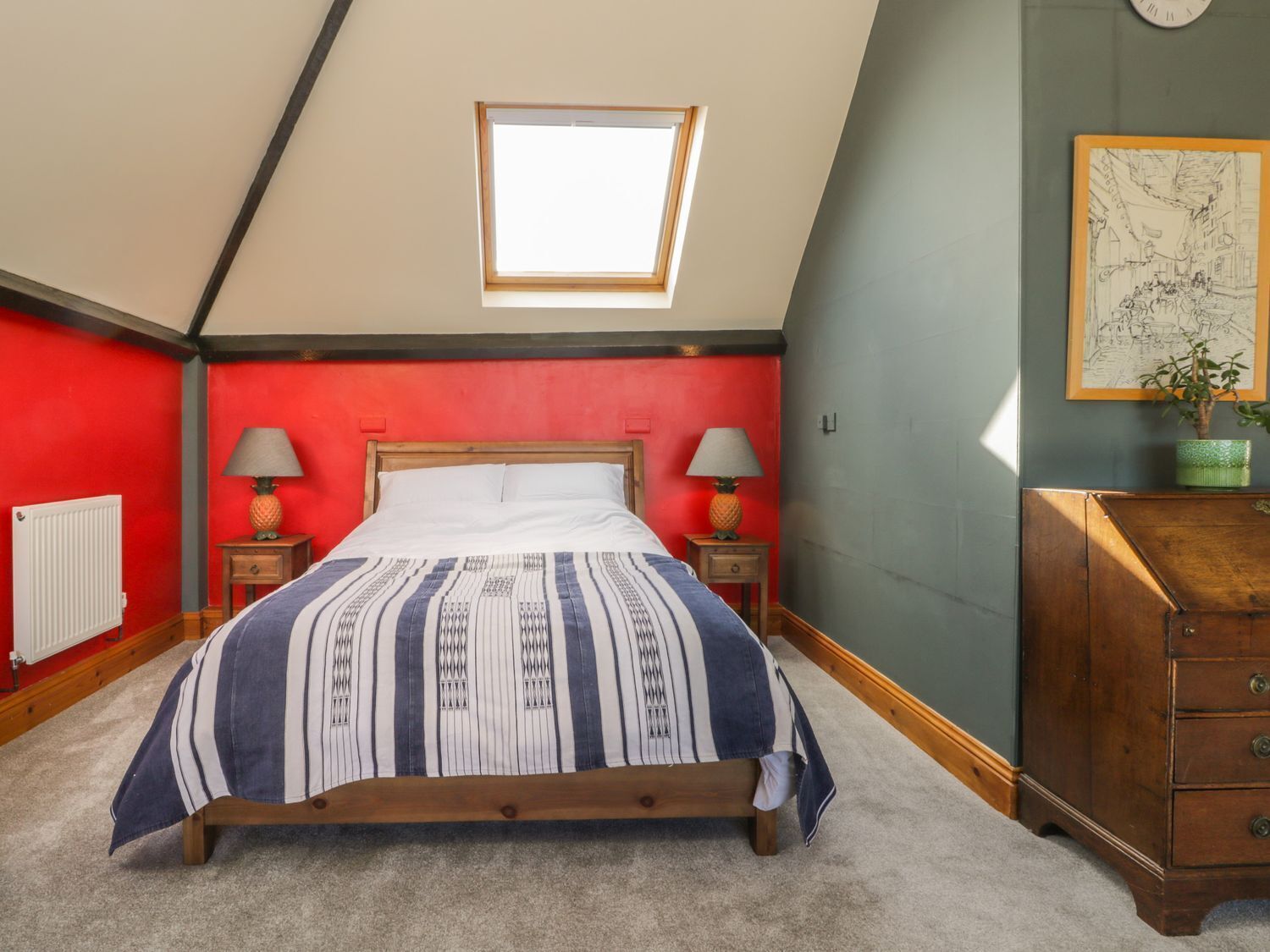 1 phòng ngủ, trang trí khác biệt 