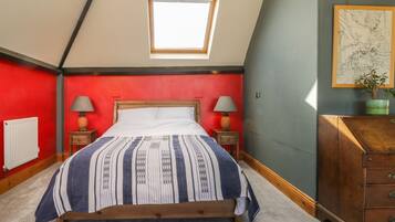 1 phòng ngủ, trang trí khác biệt