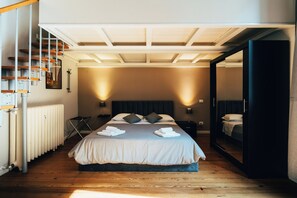4 bedrooms, WiFi, bed sheets