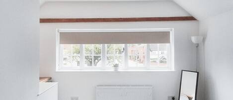 Comfort Apartment, Non Smoking | Blackout drapes, iron/ironing board, free WiFi