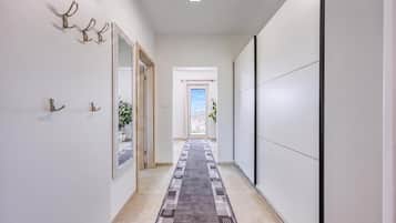 Standard Apartment, 1 Bedroom, Balcony (Apt Smode with Panoramic Balcony) | Interior