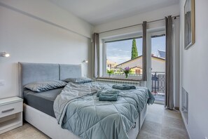 Leilighet – standard, flere soverom (Apartment Smode With Lovely View) | 1 soverom, strykejern/-brett, wi-fi (inkludert) og sengetøy