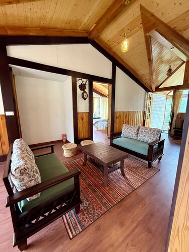 Escape to nature’s peace with hillside valley views & birdsongs!!