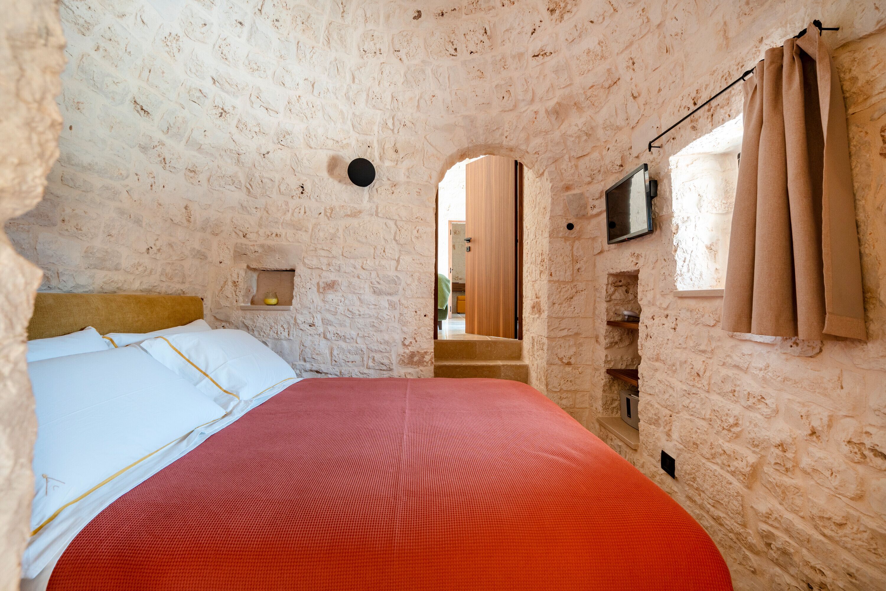 2 makuuhuonetta, Wi-Fi, vuodevaatteet