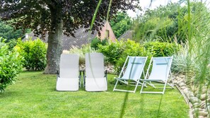 Property grounds - Comfortable top floor apartment for 4 with terrace and garden in idyllic Tönning (Tönning)